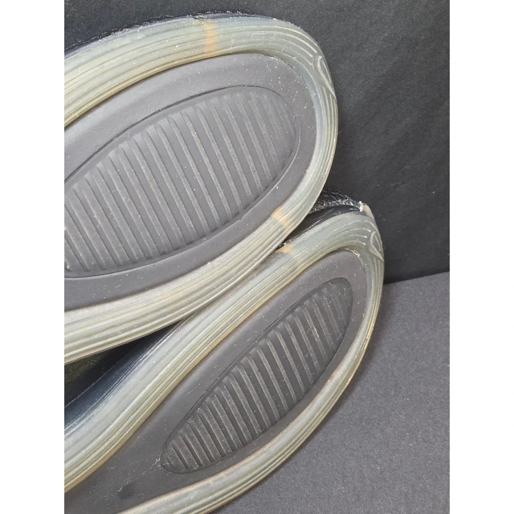 Nike‎ Air Max 720 Black Iridescent AR9293-002 Women's 11 Men's 9.5
